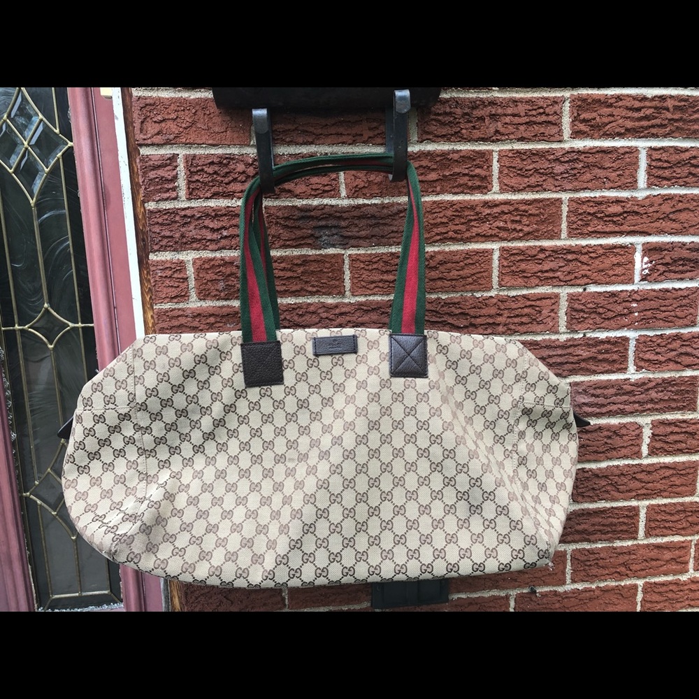 Authentic Canvas Gucci duffle bag